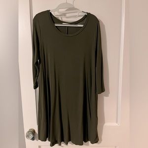 Women’s XL knit three quarter sleeve mini dress  WITH POCKETS by Uge